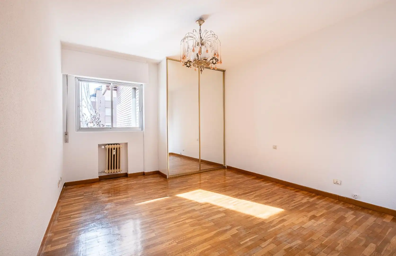 Piso en venta en Calle del Vizconde de los Asilos, Quintana