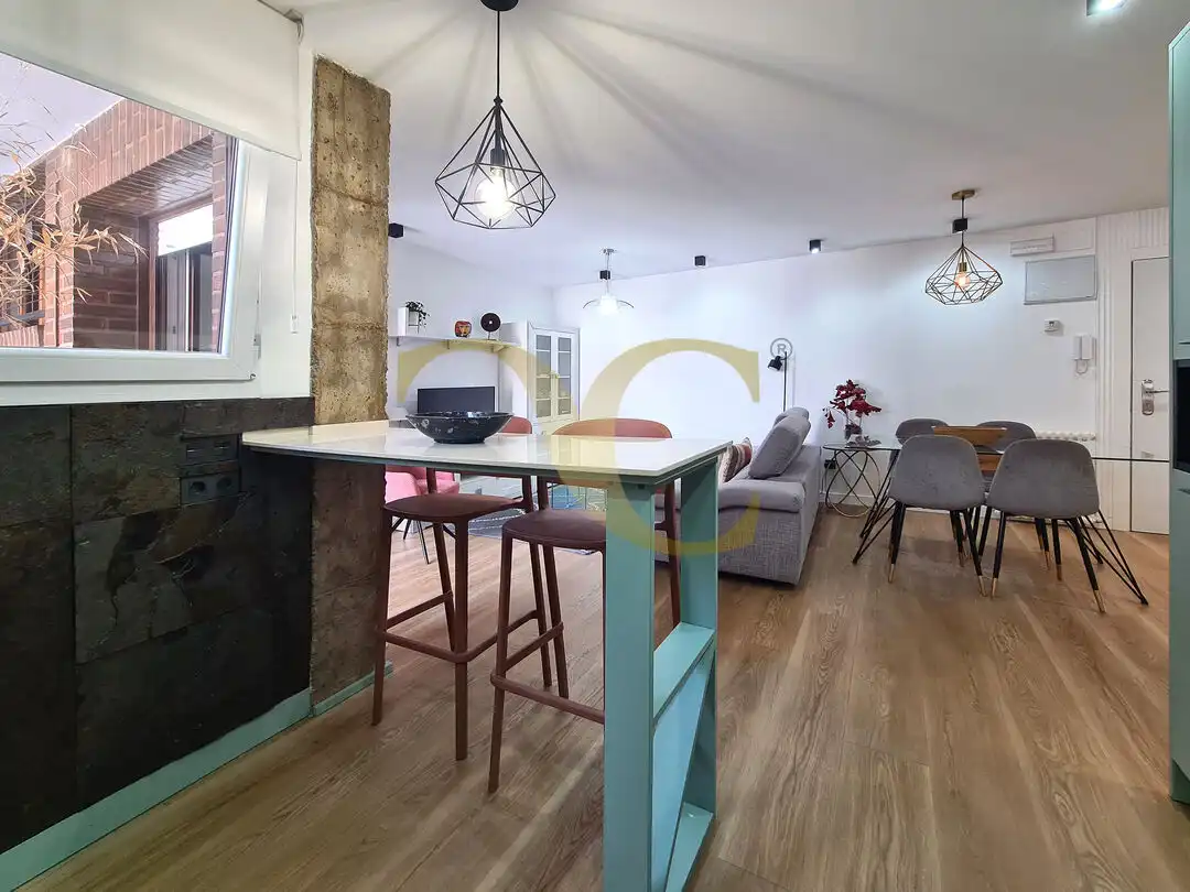 Esszimmer von Wohnung zur Miete in Oviedo  mit Heizung, Terrasse und Möbliert