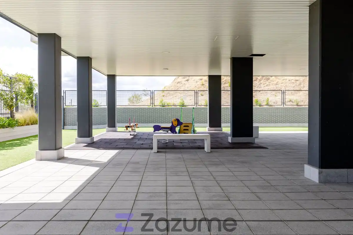 Terrasse von Wohnung zur Miete in Madrid mit Klimaanlage, Privatgarten und Schwimmbad