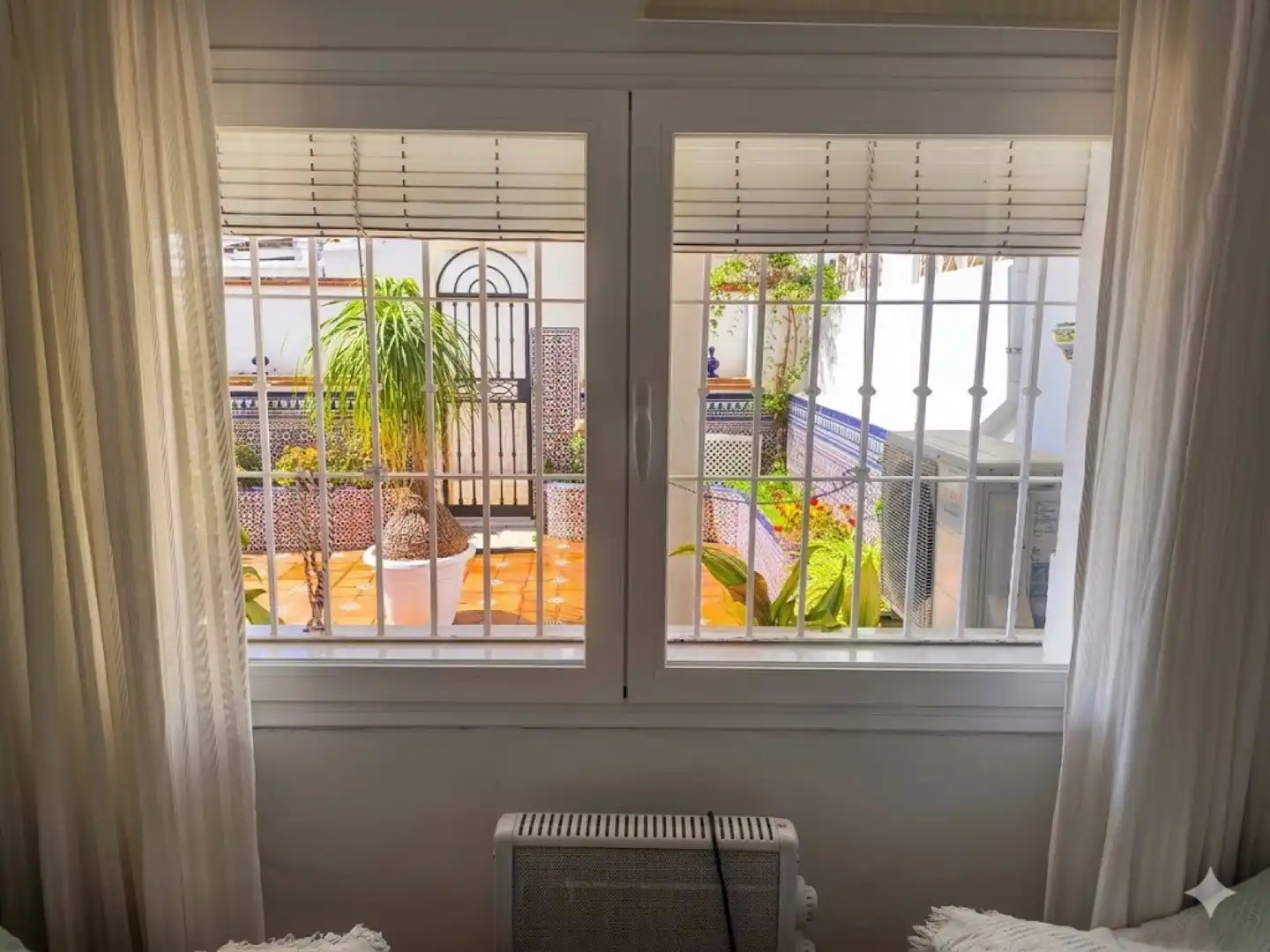 Balcony of Detached homes for sale in Marbella  with Air Conditioner, Private garden and Terrace