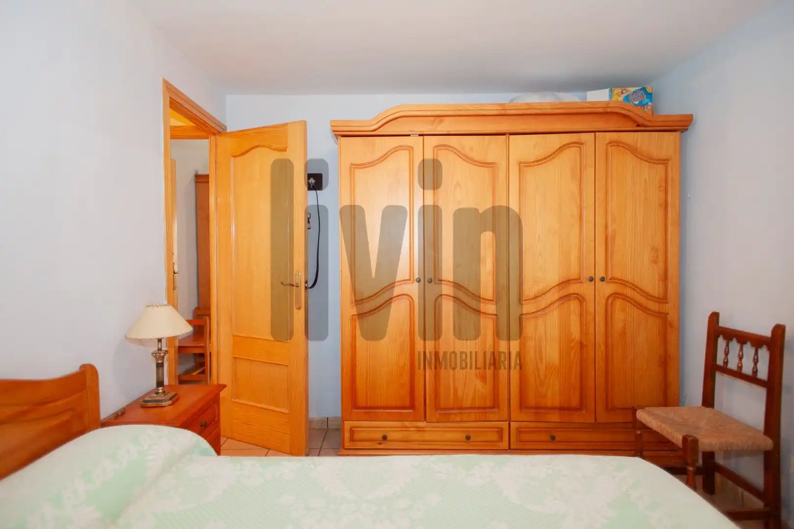 Dormitori de Casa o xalet en venda en Jaén amb Aire condicionat, Calefacció i Jardí privat