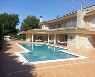 Swimming pool of House or chalet for sale in La Pobla de Vallbona  with Heating, Private garden and Terrace