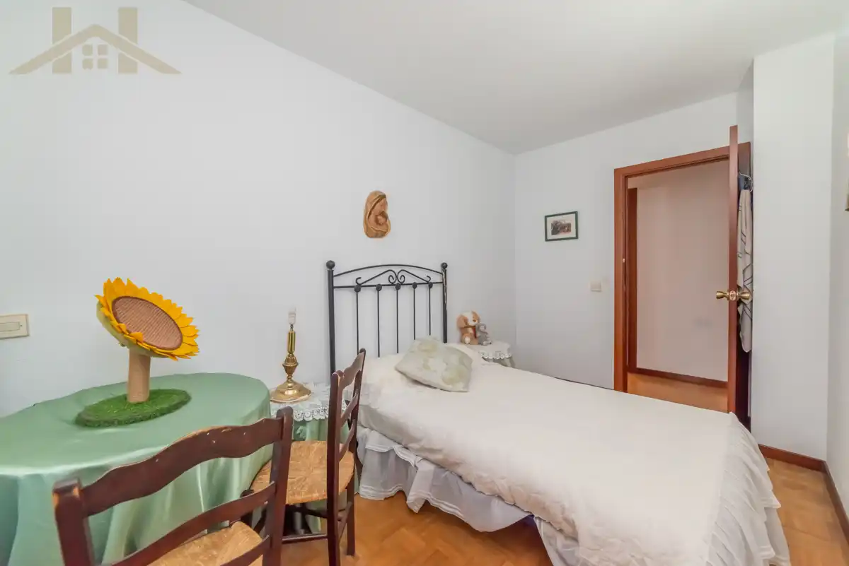 Habitación de Piso en venta en Rivas-Vaciamadrid con Calefacción, Terraza y Trastero