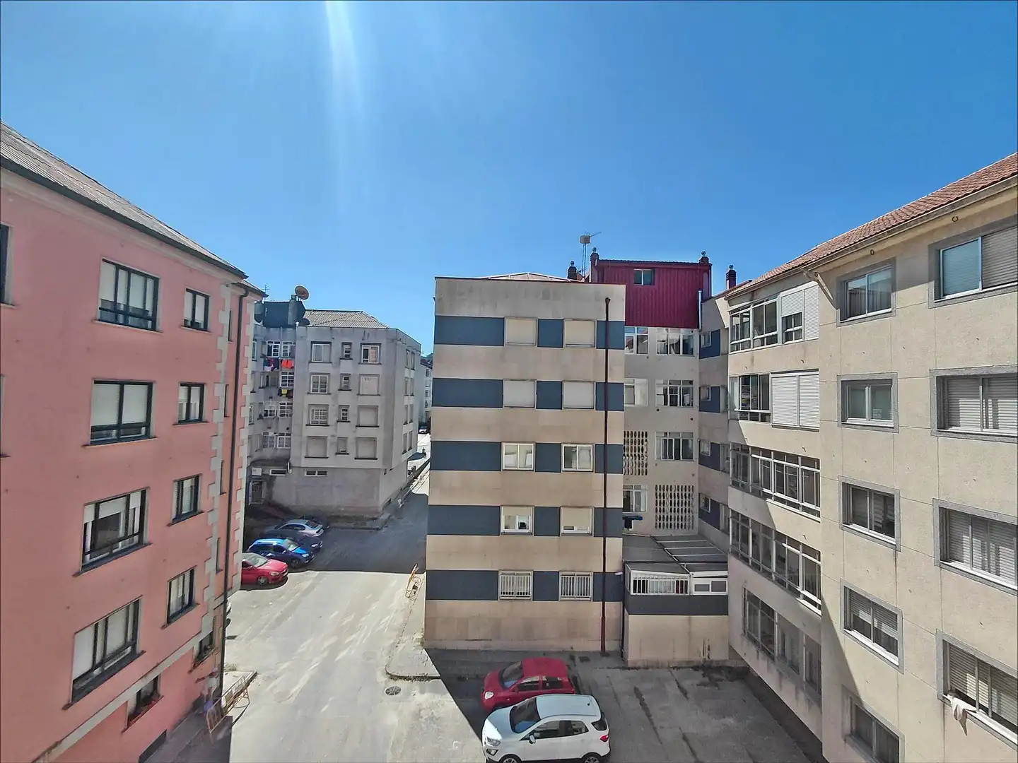 Vista exterior de Piso en venta en Pontevedra Capital  con Calefacción y Trastero