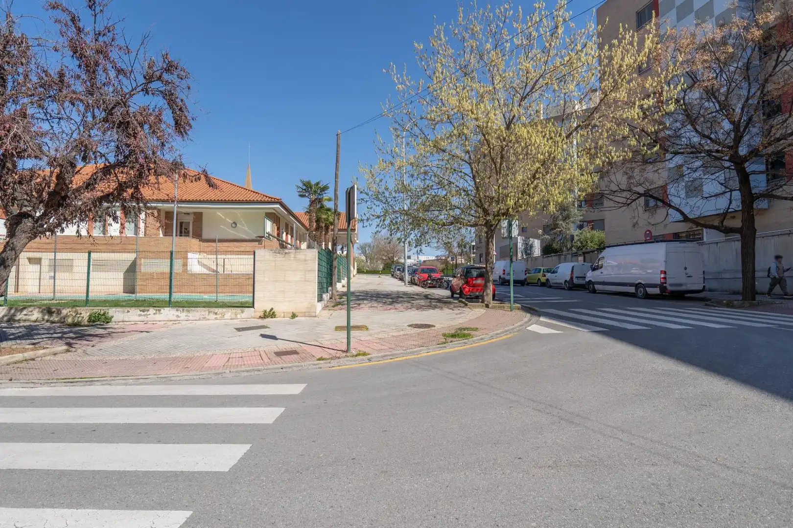Exterior view of Flat for sale in Granada  with Air Conditioner, Heating and Private garden