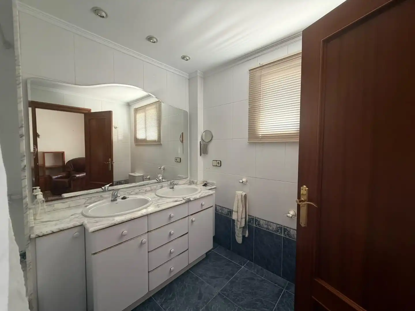 Bathroom of Houses for rent in Rafelbuñol / Rafelbunyol, Valencia