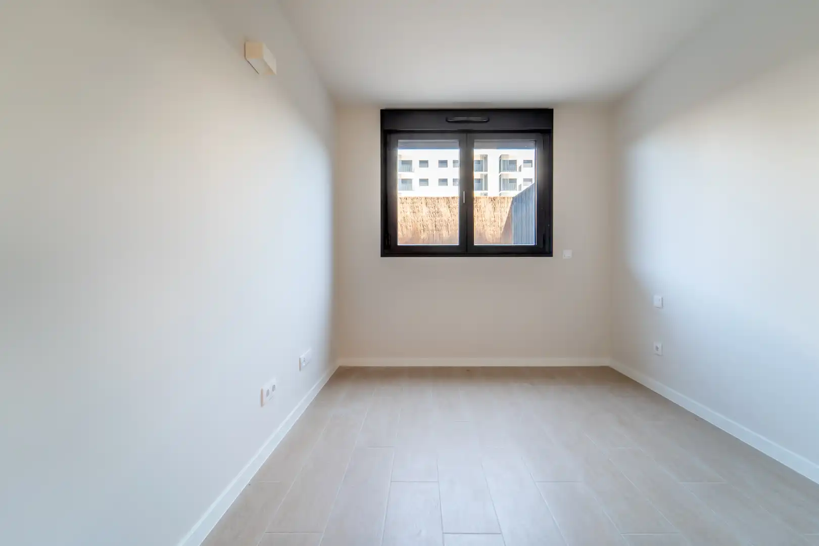 Bedroom of Flat for rent in Alcalá de Henares  with Air Conditioner, Terrace and Storage room