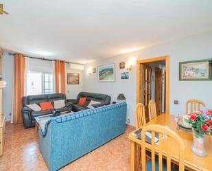 Living room of Flat for sale in Fuenlabrada  with Air Conditioner, Heating and Terrace