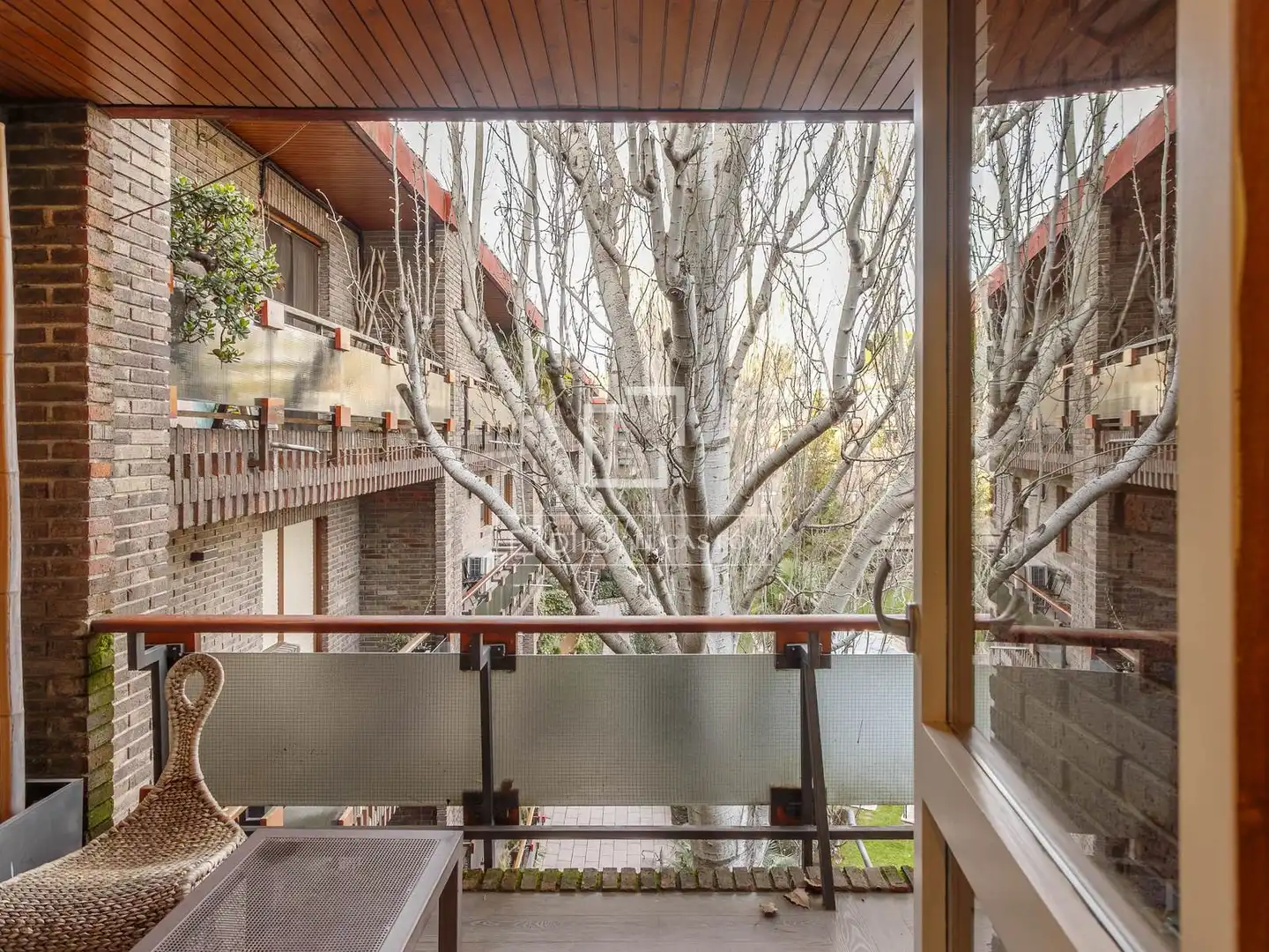 Balcony of Attic for rent in Madrid  with Air Conditioner, Heating and Private garden