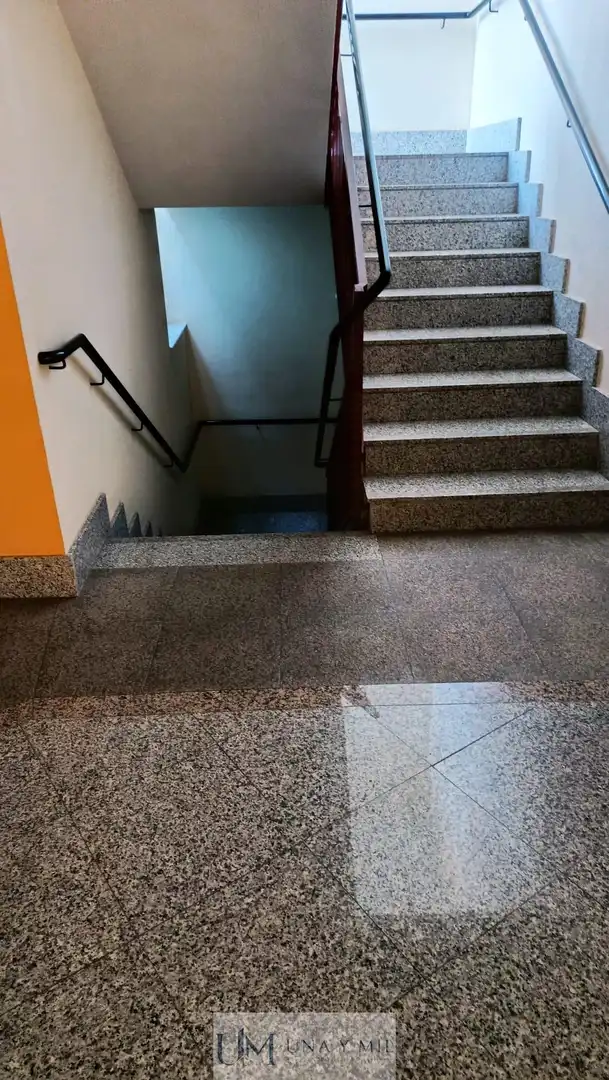 Apartament en venda en Calvarrasa de Abajo amb Calefacció, Terrassa i Piscina comunitària