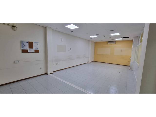 Local comercial en Alquiler en Calle Tres Torres, 14 en Tres Torres