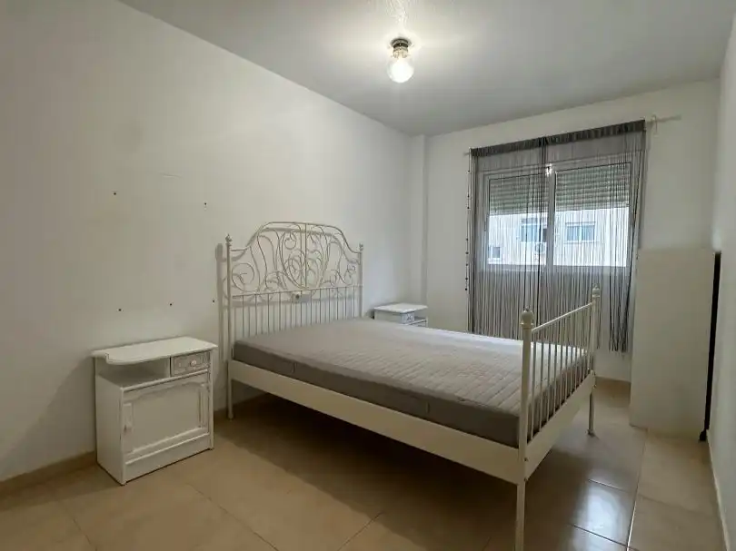 Schlafzimmer von Dachboden zur Miete in Murcia mit Klimaanlage, Terrasse und Möbliert