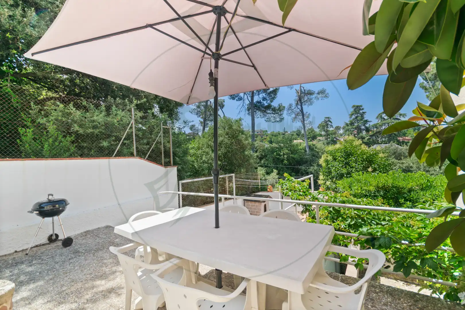 Garden of Houses for sale in Sant Cugat del Vallès  with Heating, Private garden and Parquet flooring