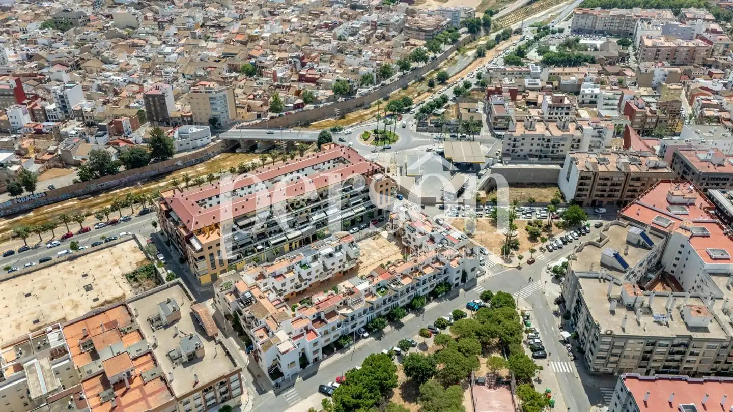 Vista exterior de Casa o chalet en venta en Valencia con Jardín privado y Terraza