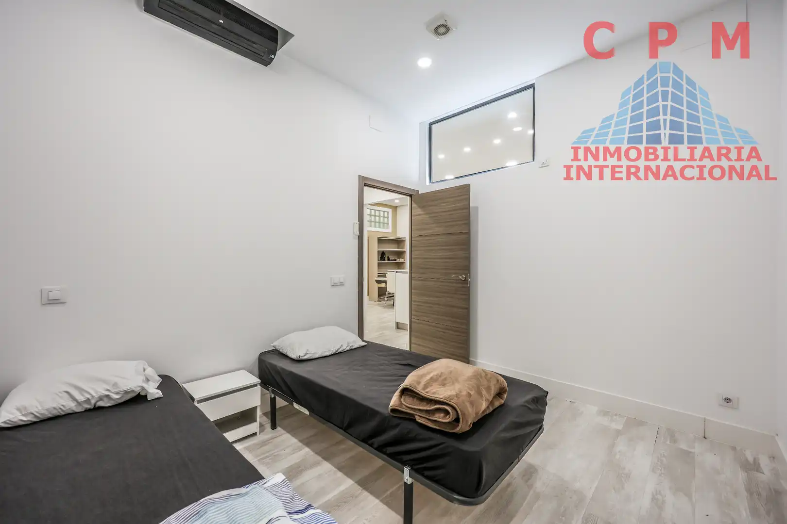 Bedroom of Flat for rent in Madrid  with Air Conditioner, Heating and Parquet flooring