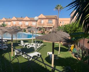 Jardí de Apartament en venda en Chiclana de la Frontera amb Aire condicionat, Terrassa i Piscina