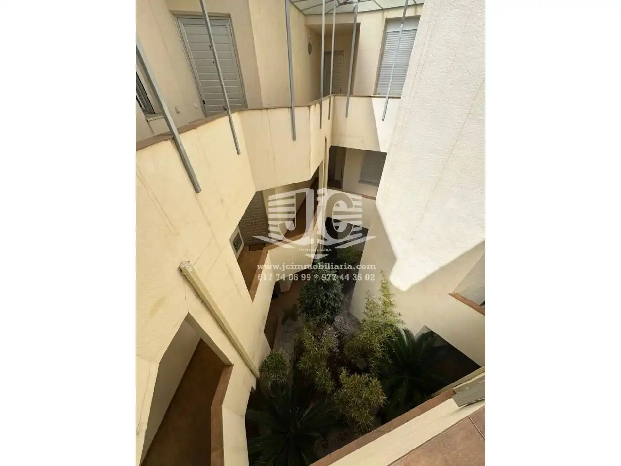 Vista exterior de Dúplex en venda en L'Ampolla amb Aire condicionat, Parquet i Terrassa