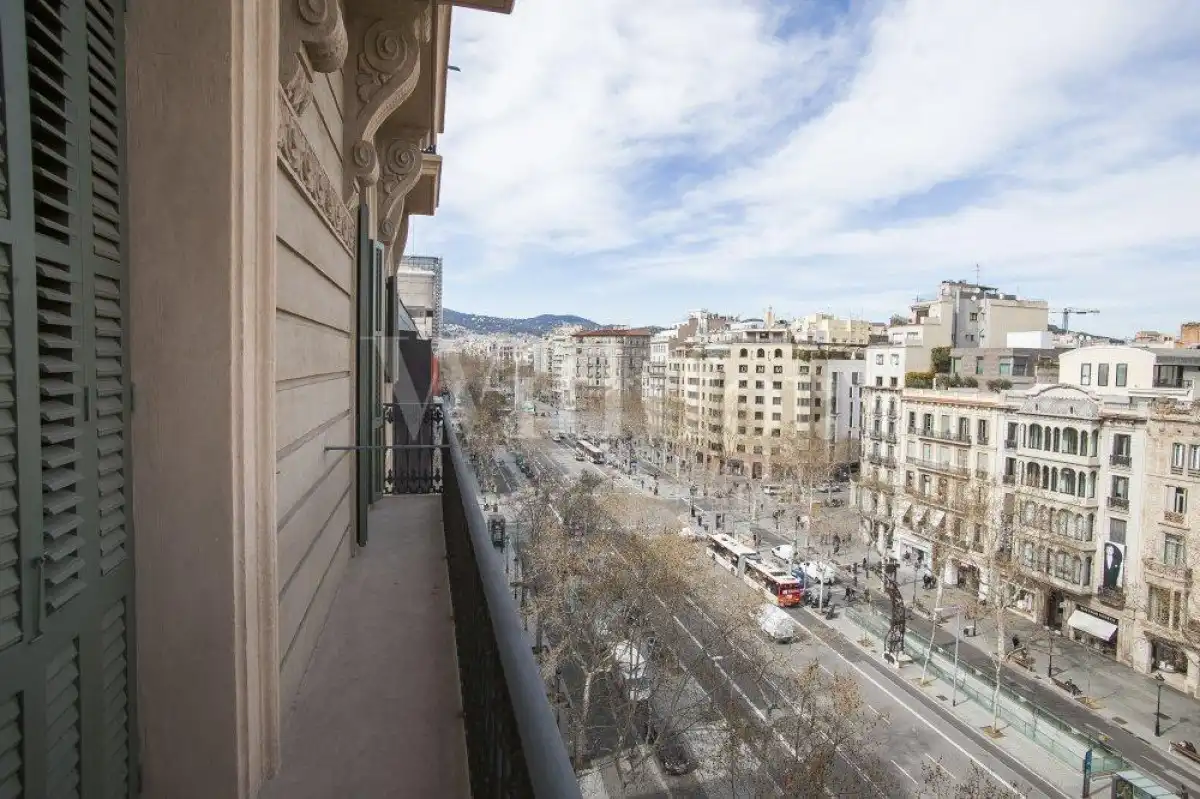 Exterior view of Flat for sale in Barcelona  with Air Conditioner, Heating and Parquet flooring