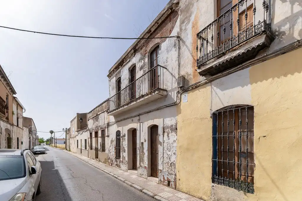 Vista exterior de Casa adosada en venta en Peñarroya-Pueblonuevo