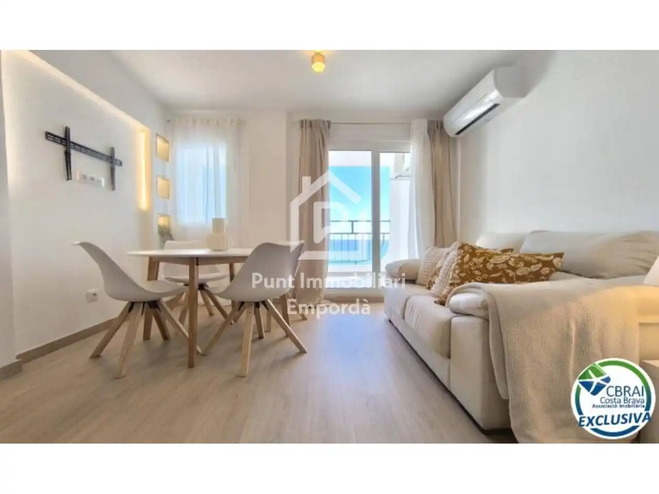 Apartament amb terrassa en venda a Sector Delta Muga, imagen 2