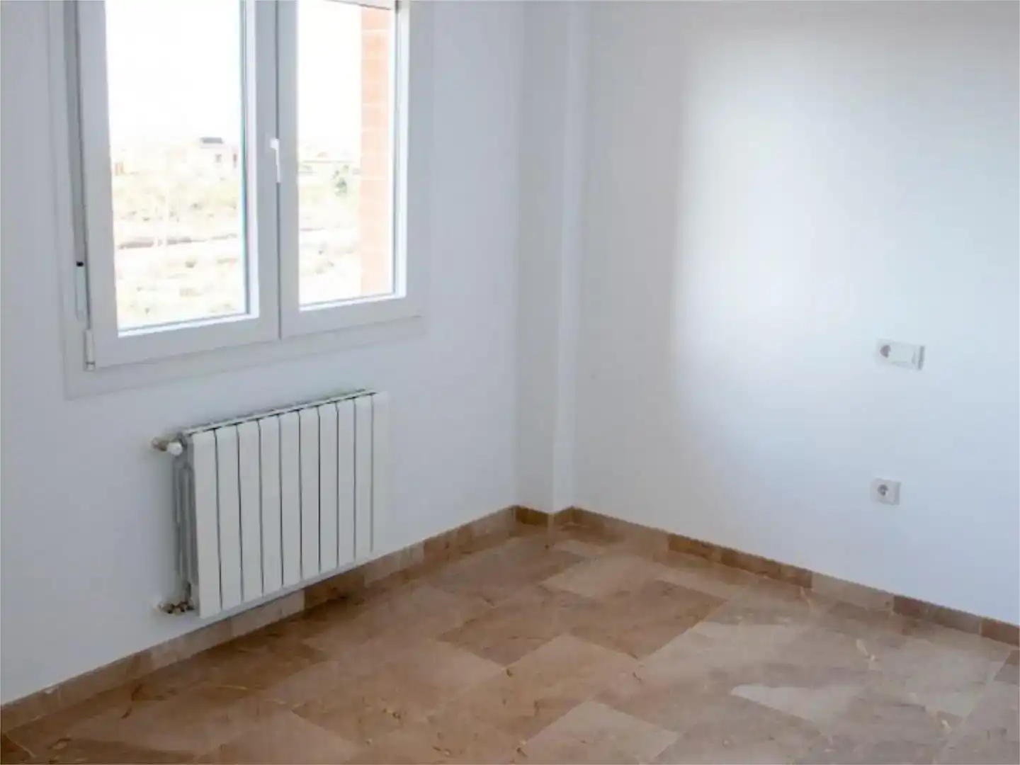 Habitación de Piso en venta en Villa de Otura con Jardín privado