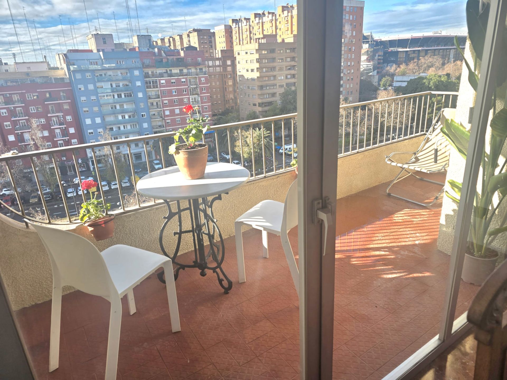 Terrassa de Pis de lloguer en  Valencia Capital amb Aire condicionat, Calefacció i Moblat