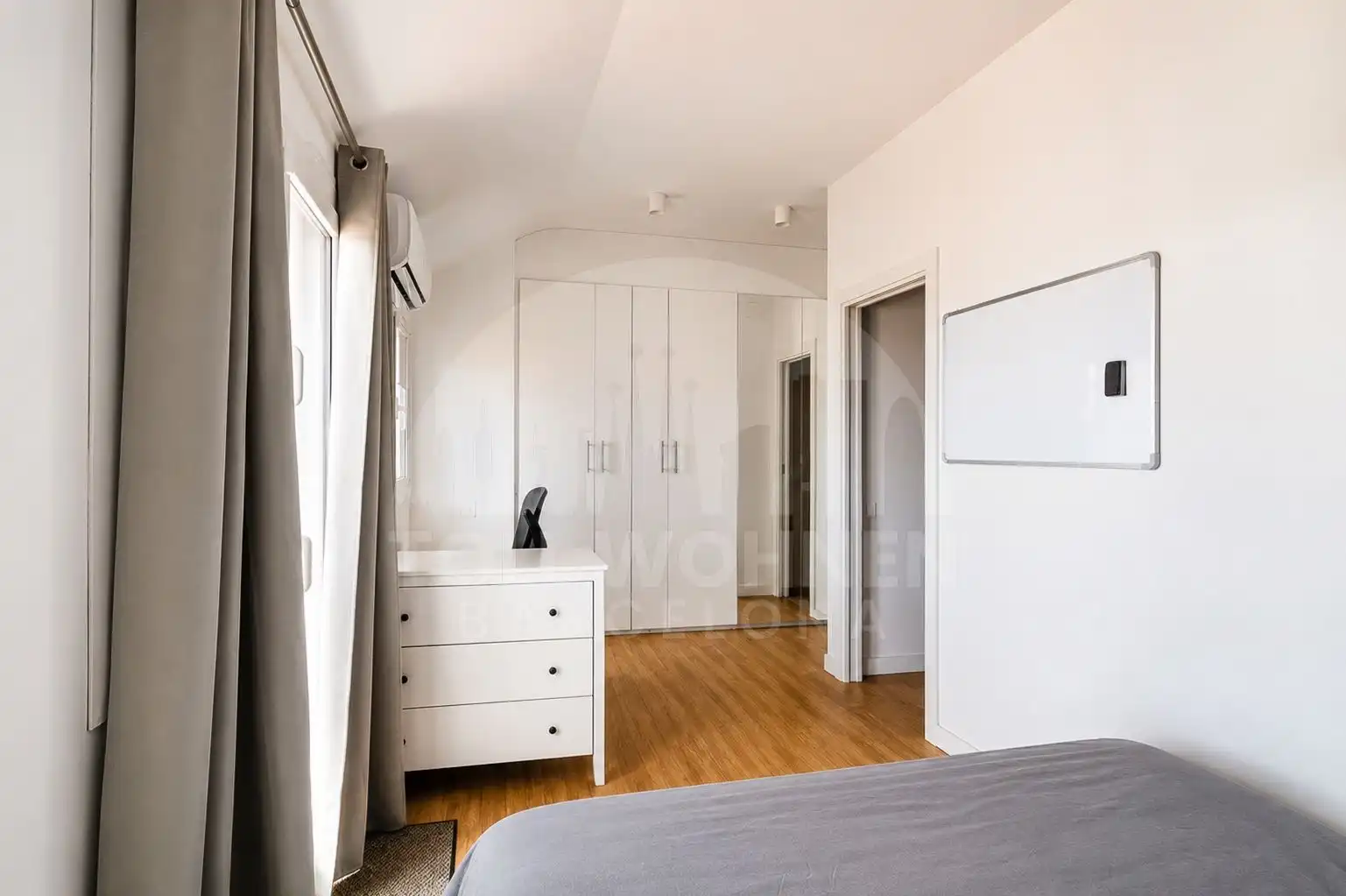Habitación de Ático en venta en Barcelona con Aire acondicionado y Terraza