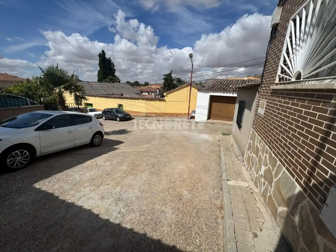 Aparcament de Finca rústica en venda en Tórtola de Henares