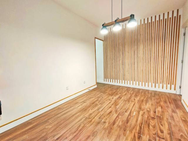 Piso en Alquiler en Carrer de Samaniego en La Teixonera