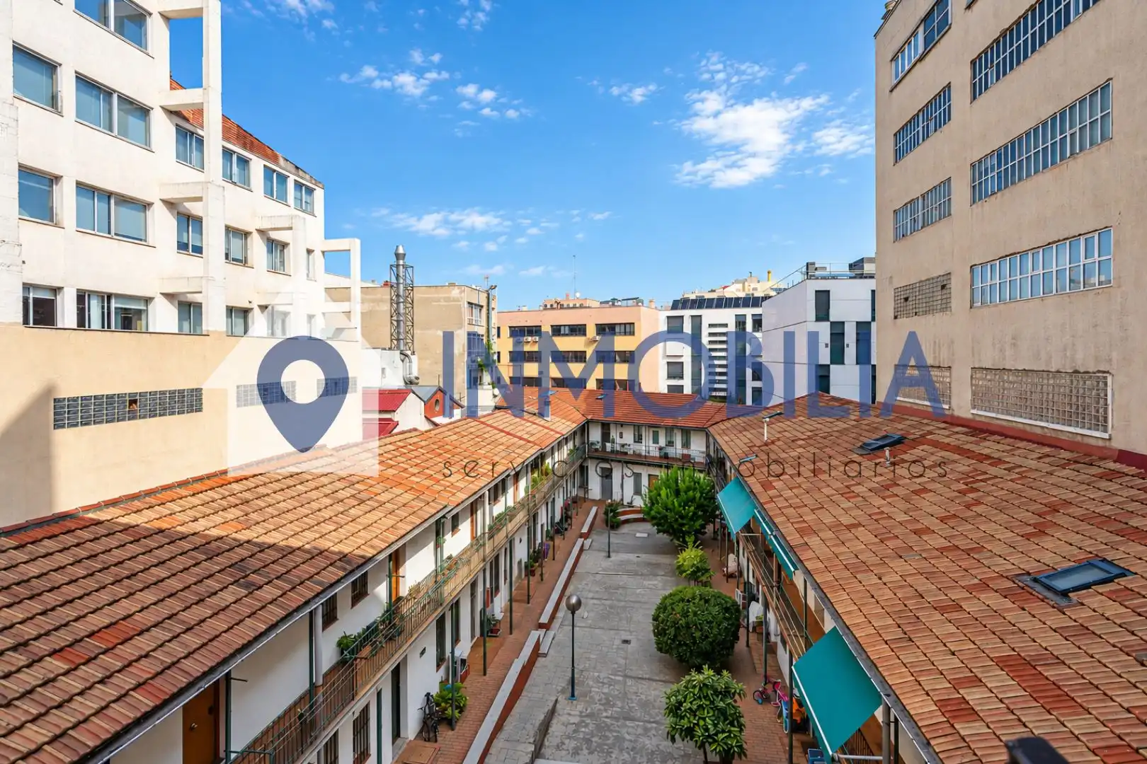 Exterior view of Flat for sale in Madrid  with Heating