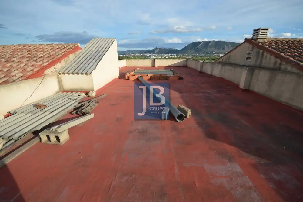 Aparcament de Casa adosada en venda en Rotglà i Corbera