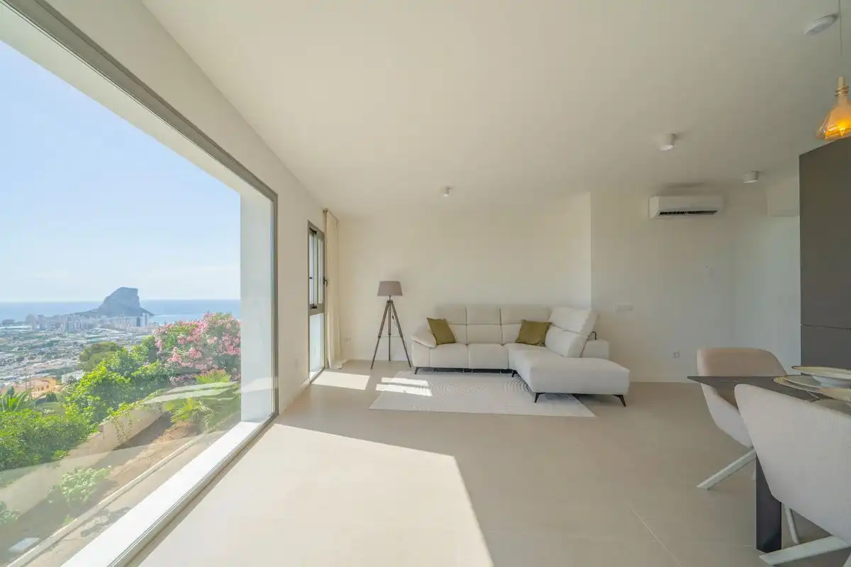 Casa aparellada amb terrassa en venda a Partida Oltamar, imagen 14