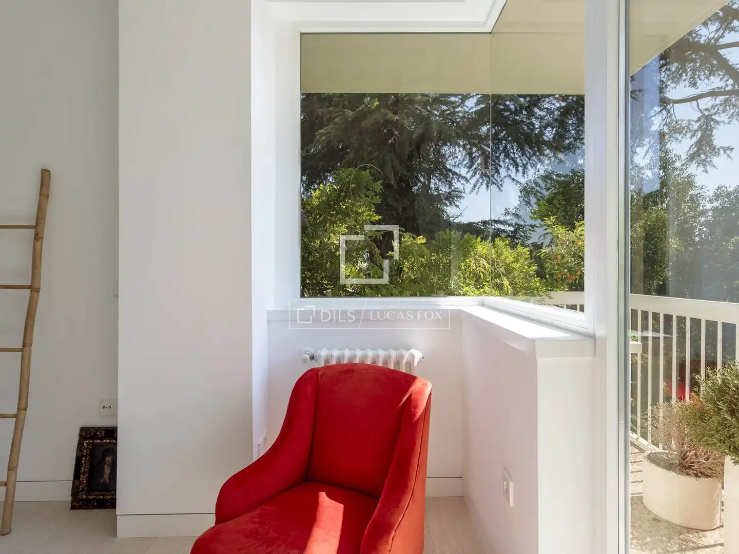 Balcony of Flat for rent in Madrid  with Air Conditioner, Heating and Private garden