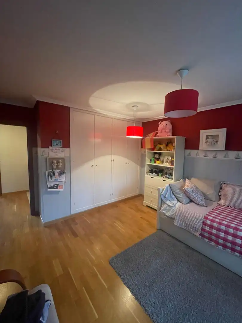 Bedroom of Houses for sale in Valladolid  with Heating, Terrace and Community pool