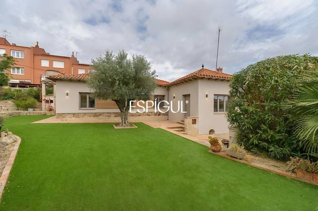 Casa-chalet en Venta en Doctor Faus en Alella