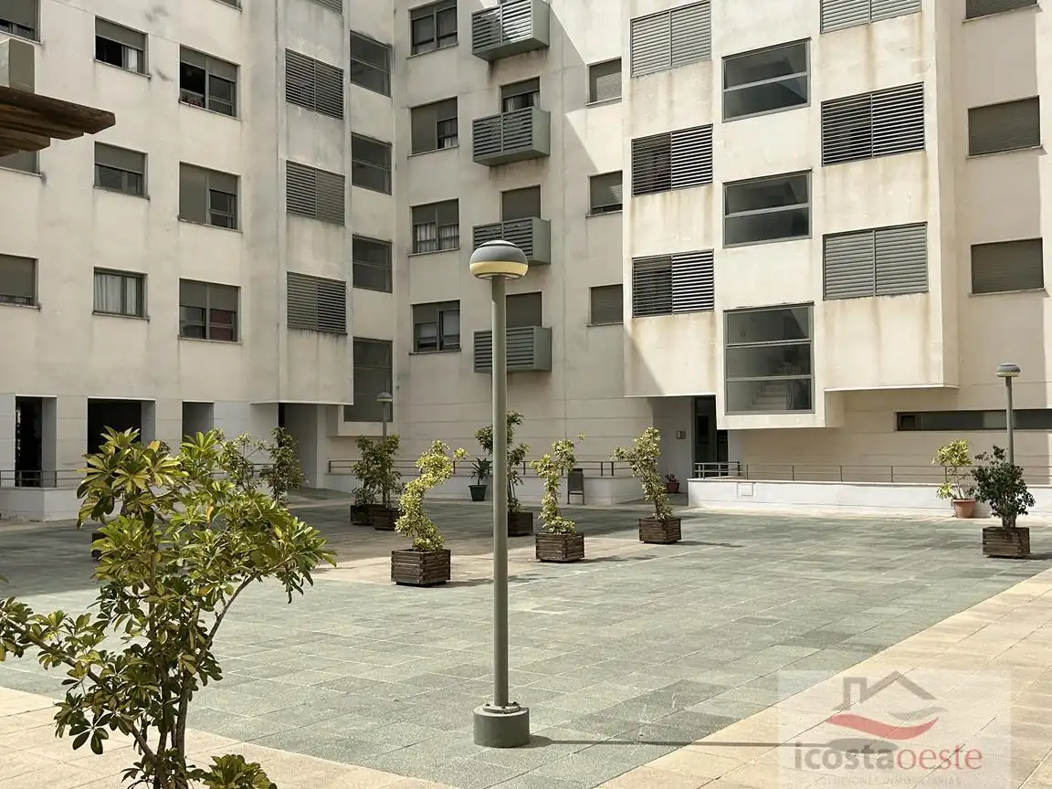 Study for sale in Espiritu Santo, Barrio del Centro