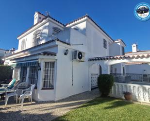 Exterior view of Single-family semi-detached for sale in Jerez de la Frontera  with Air Conditioner and Swimming Pool