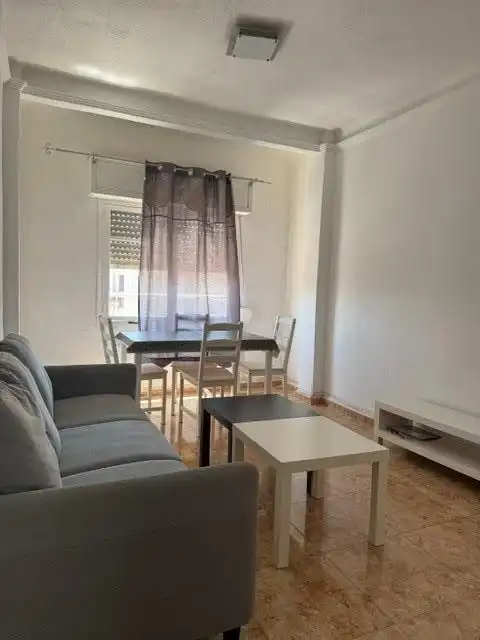 Habitación de Piso en venta en Murcia con Terraza y Trastero