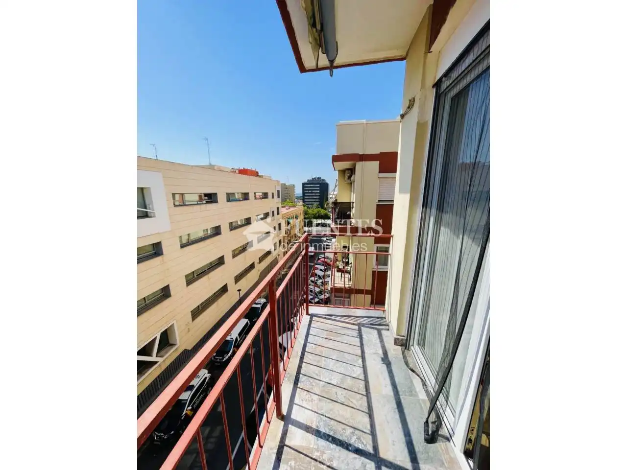 Vista exterior de Piso en venta en Alicante / Alacant con Aire acondicionado, Calefacción y Terraza