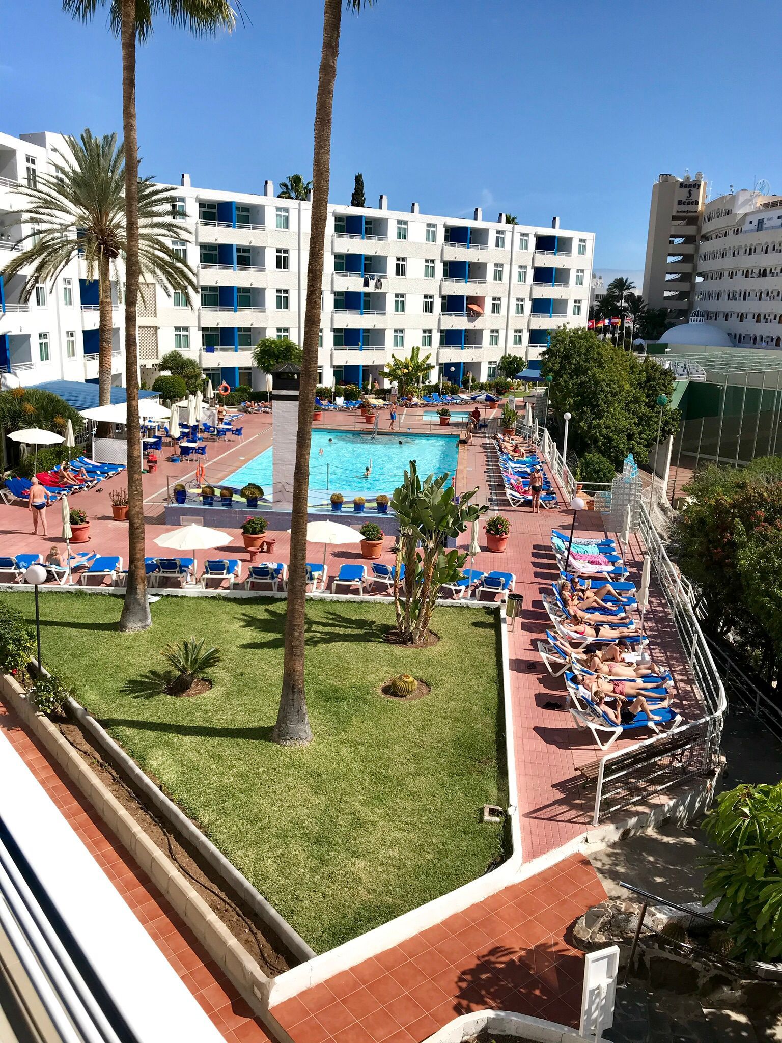 Swimming pool of Flat for sale in San Bartolomé de Tirajana  with Air Conditioner, Terrace and Furnished