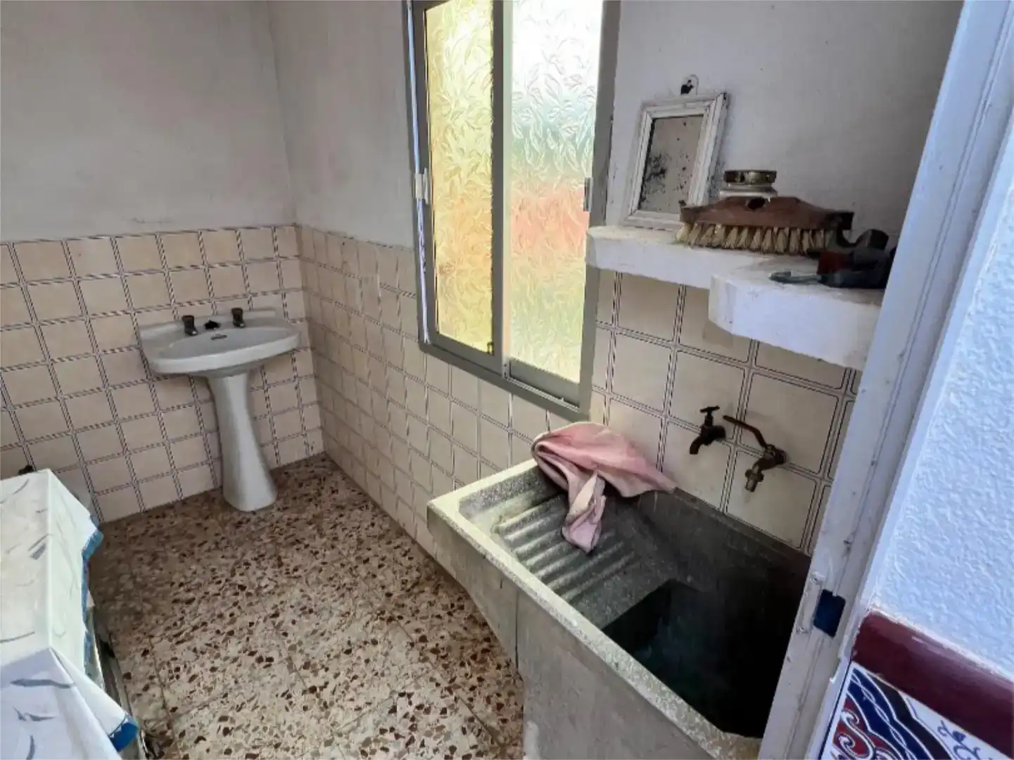 Badezimmer von Wohnung zur Miete in Chillón mit Abstellraum, Möbliert und Balkon