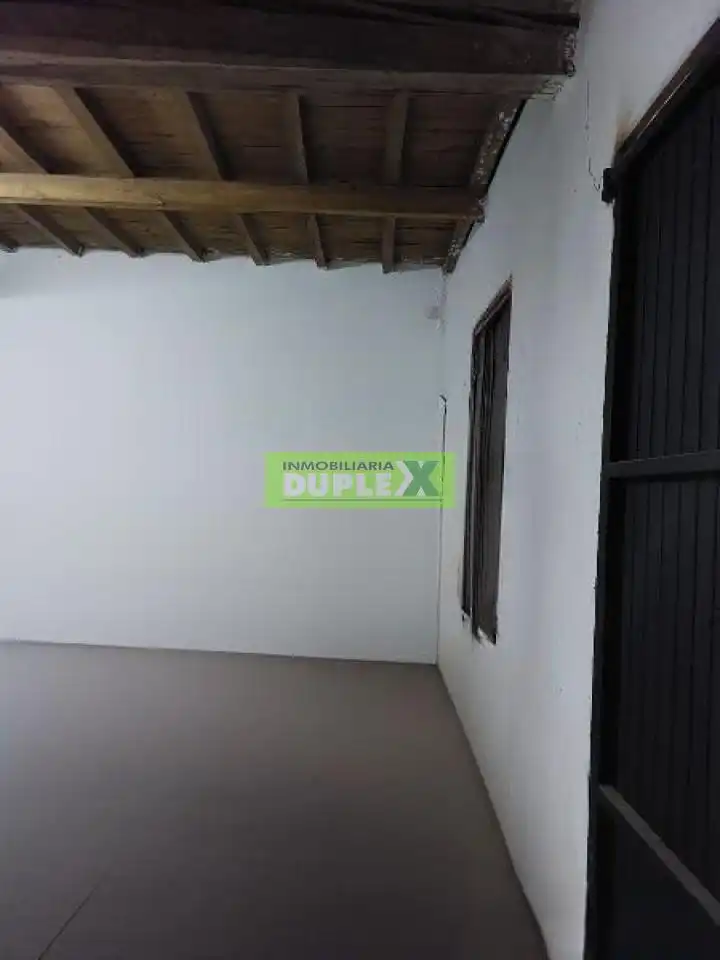Casa o chalet en venta en Pontevedra Capital  con Calefacción, Jardín privado y Trastero