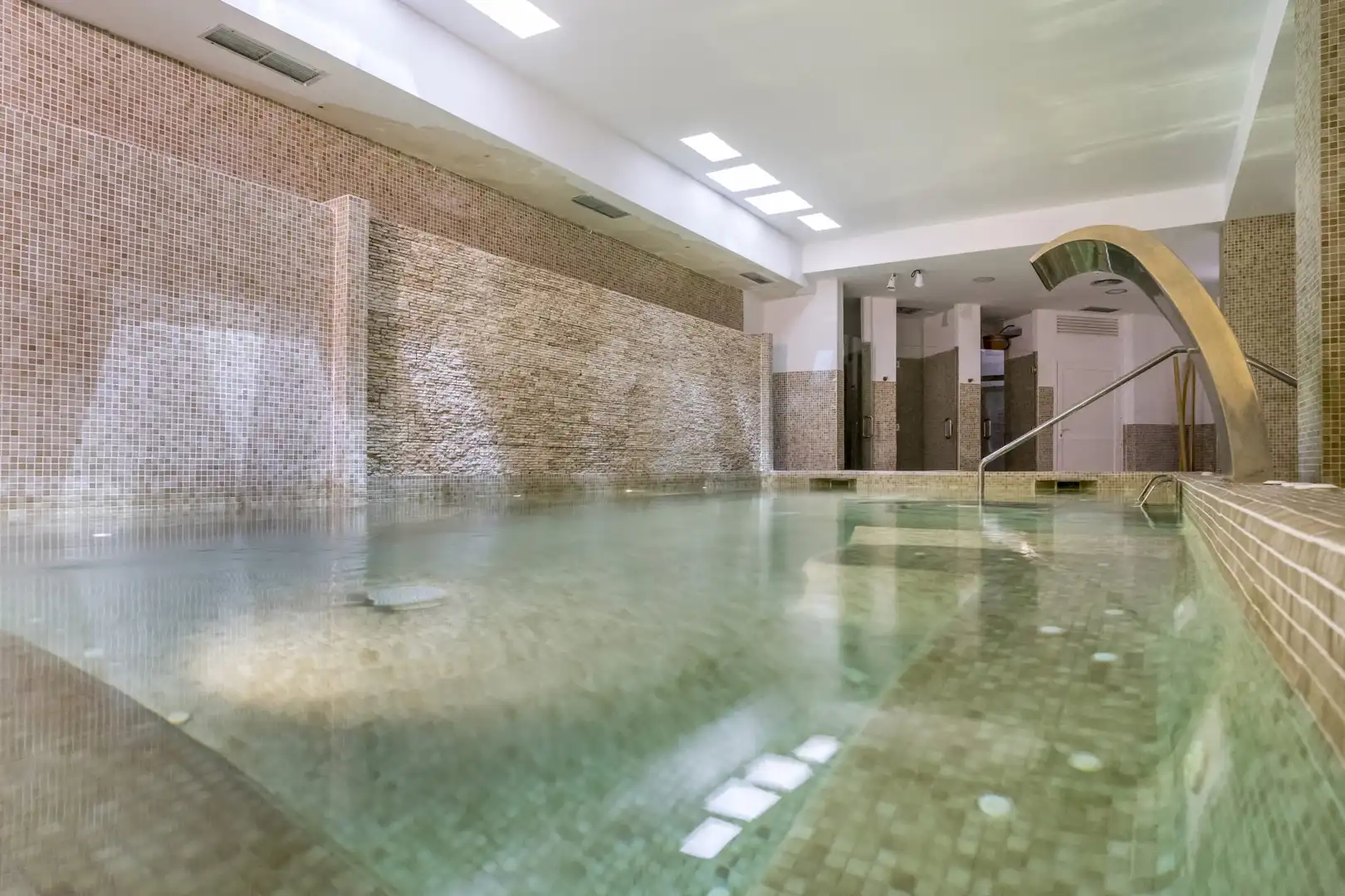 Attique avec piscine à vendre à Nueva Andalucía, imagen 37