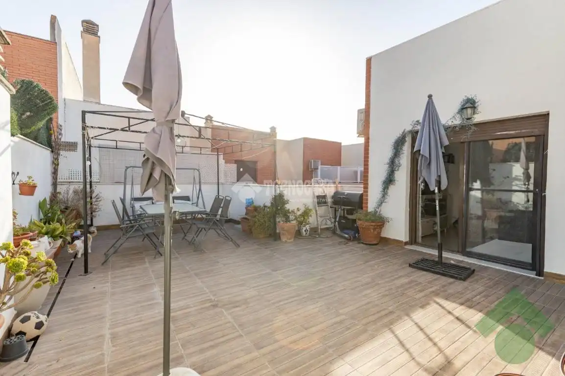 Terrassa de Pis en venda en Albolote amb Terrassa