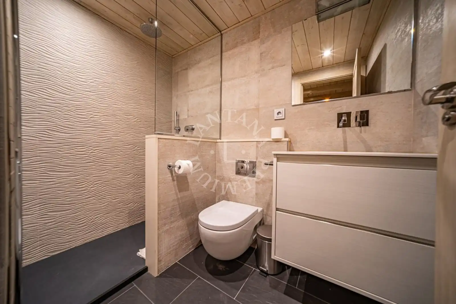Baño de Casa o chalet en venta en Naut Aran con Terraza y Trastero