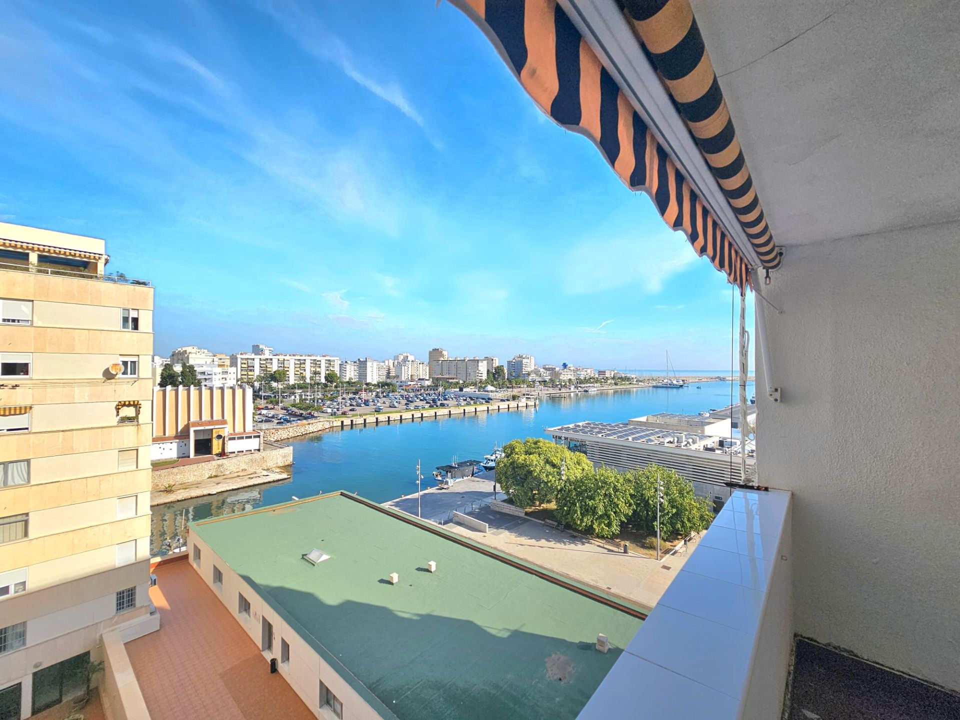 Terrassa de Pis en venda en Gandia amb Moblat, Rentadora i Microones