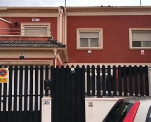 Single-family semi-detached for sale in Urbanización San Isidro