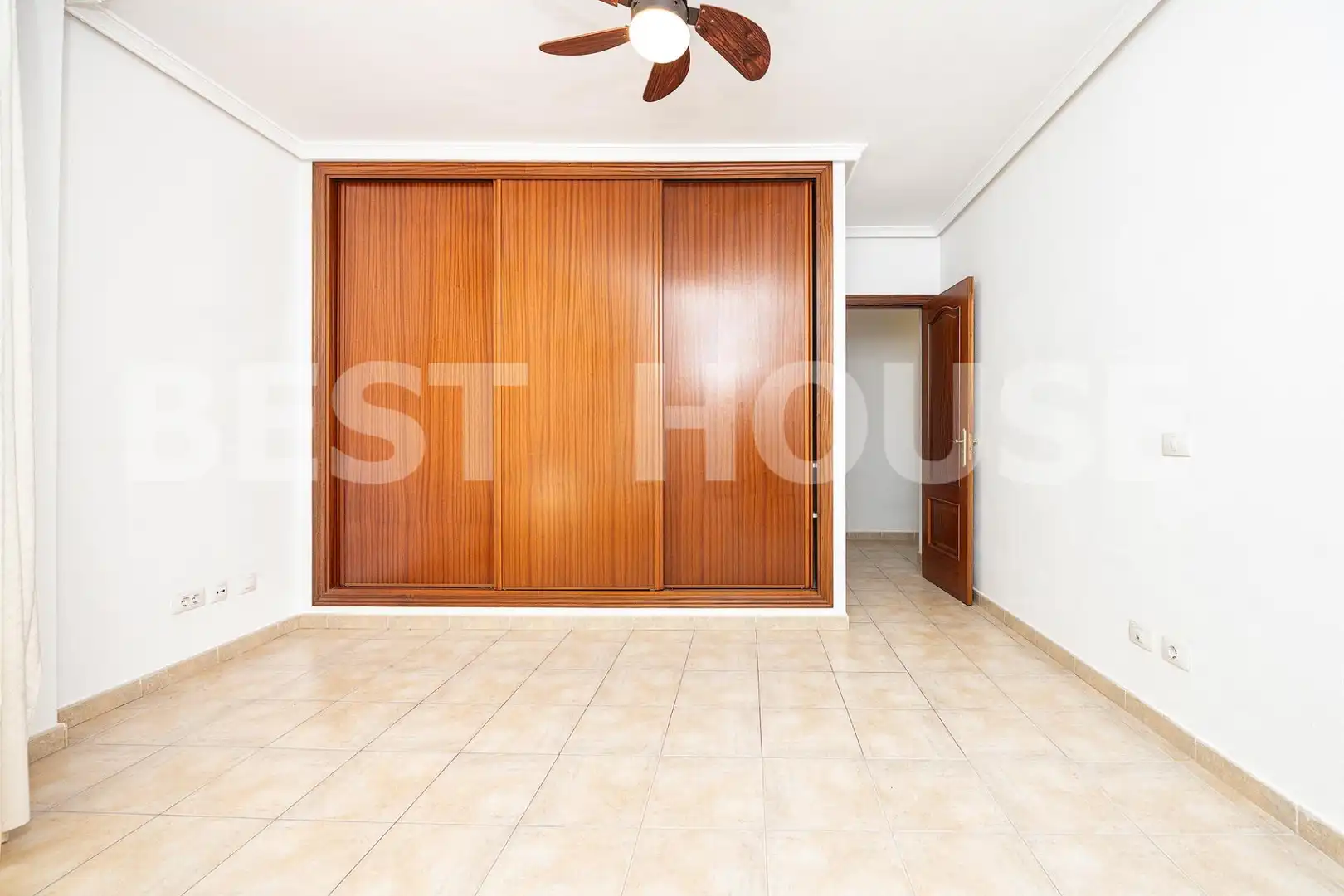 Piso en venta en Santa Lucía de Tirajana con Balcón