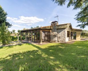 Jardí de Casa o xalet en venda en Villanueva de la Cañada amb Calefacció, Jardí privat i Parquet