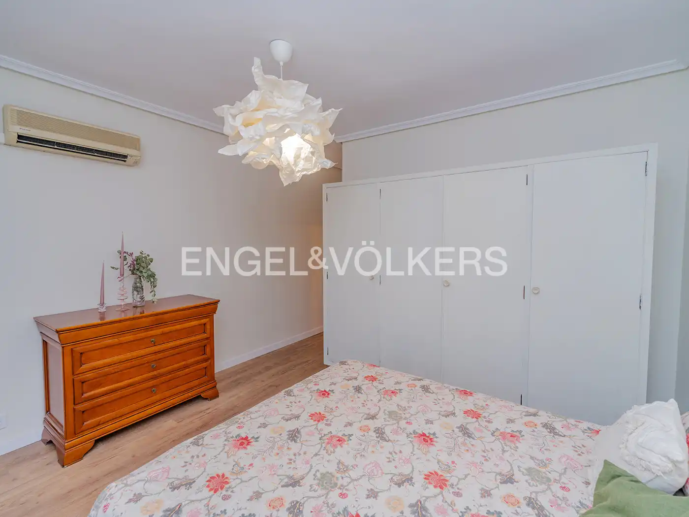 Habitación de Piso en venta en Alicante / Alacant con Aire acondicionado y Calefacción